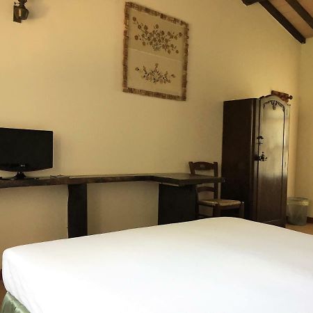 Casale Ai Poggi Vendégház Orbetello Kültér fotó