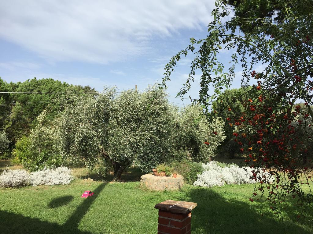 Casale Ai Poggi Vendégház Orbetello Kültér fotó